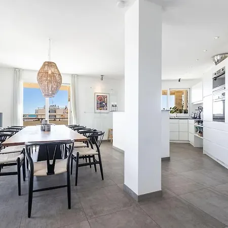 Outstanding Rooftop 4 Bed Sea Views Cannes