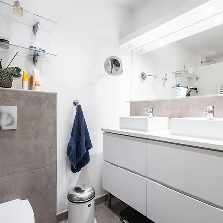 Outstanding Rooftop 4 Bed Sea Views Appartement