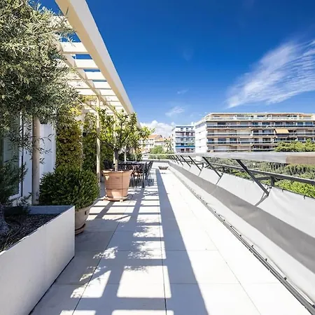 Outstanding Rooftop 4 Bed Sea Views Appartement Cannes