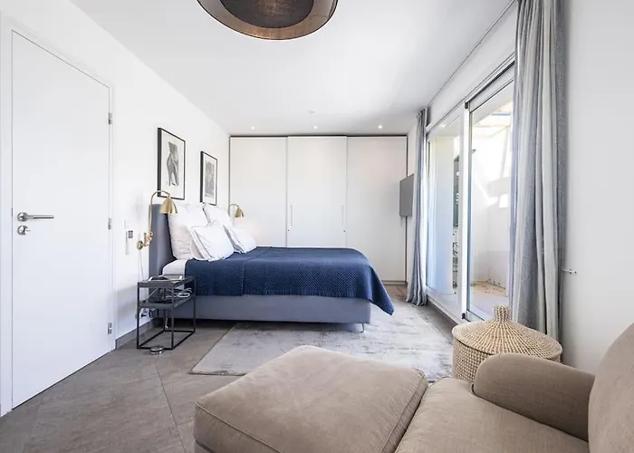 Outstanding Rooftop 4 Bed Sea Views Cannes