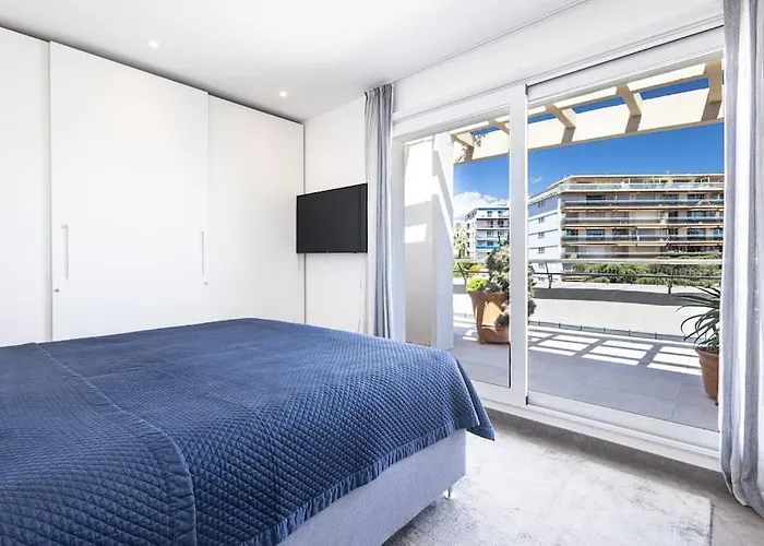 Lägenhet Outstanding Rooftop 4 Bed Sea Views Cannes