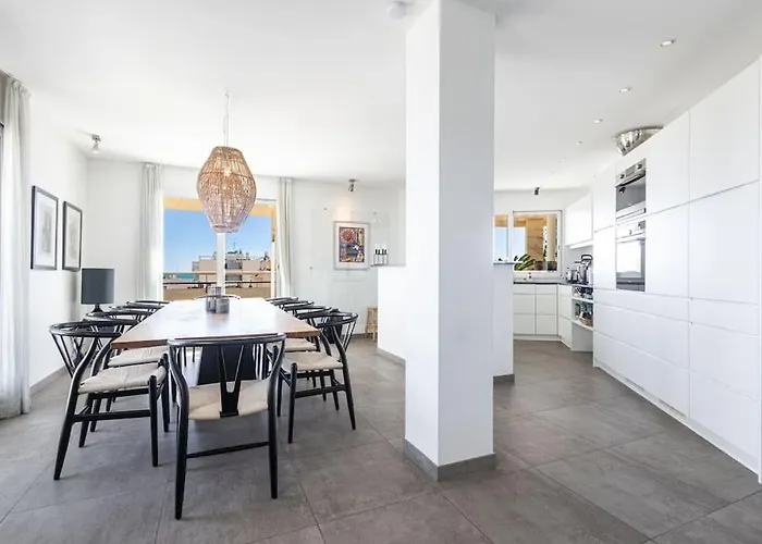 Outstanding Rooftop 4 Bed Sea Views Cannes