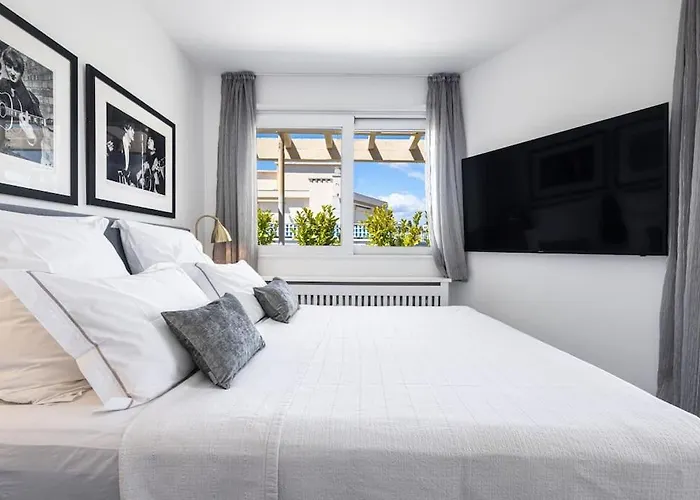 Outstanding Rooftop 4 Bed Sea Views Cannes