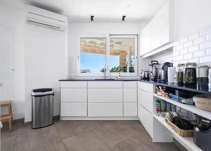 Outstanding Rooftop 4 Bed Sea Views Lägenhet