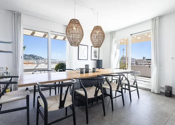 Outstanding Rooftop 4 Bed Sea Views Cannes