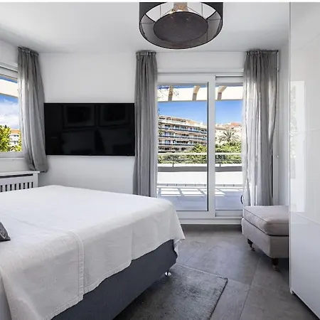 Outstanding Rooftop 4 Bed Sea Views Cannes